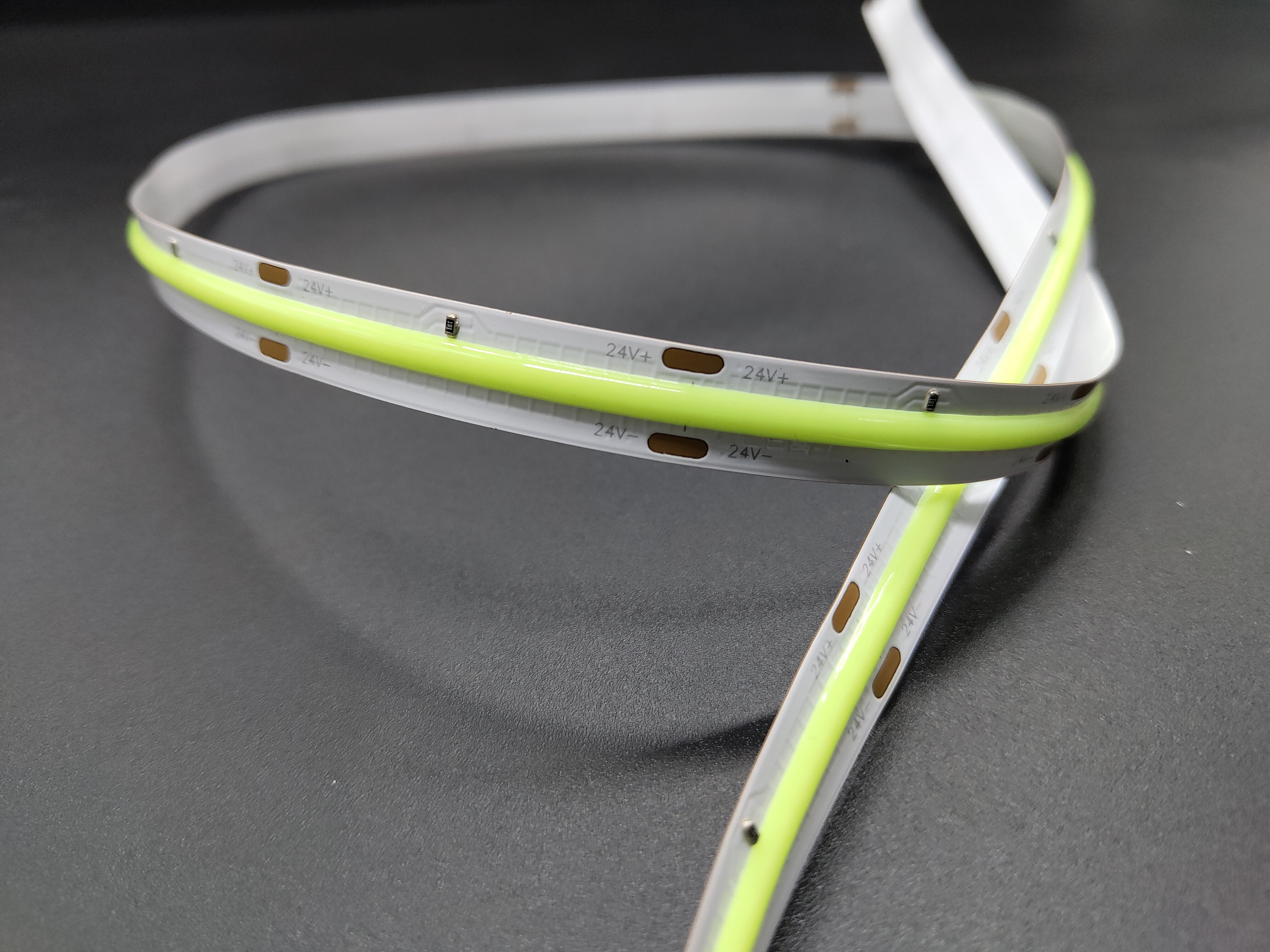 New Delivery for Aluminium Profile For Led Strips Linea Classic -
480leds/m COB LED Strips Red/Blue/Green – Sunjie Technology detail pictures