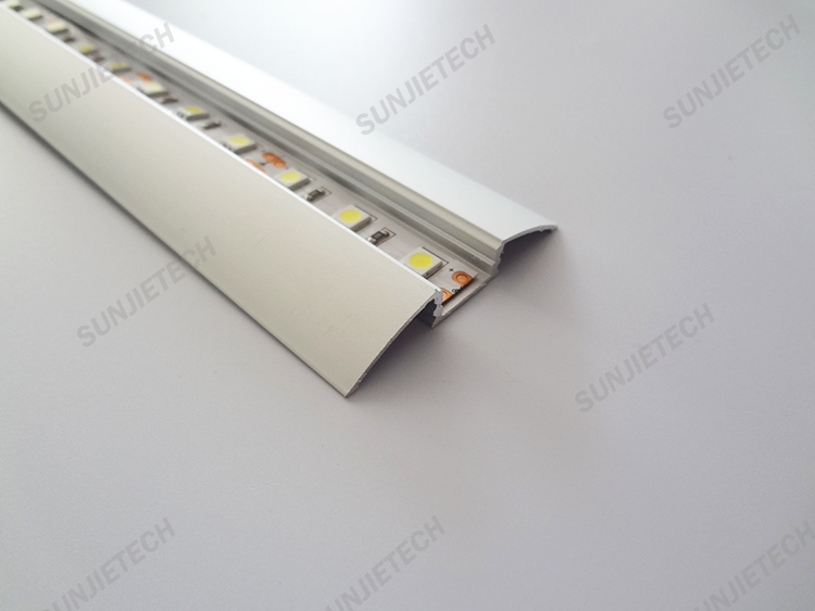 High Performance Wall Mounting Led Profile -
Ordinary Discount Aluminum Lamp Body Material Cri90 Daylight 5000k Color Temperature Under Cabinet Light For Jewelry Store – Sunjie Technology detail pictures