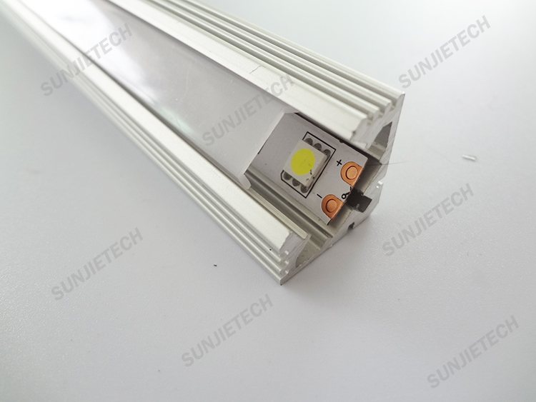 High Quality for Drywall Led Extrusion -
Hot-selling Corner Aluminum Led Profile With Heat Sink For Led Strip – Sunjie Technology detail pictures