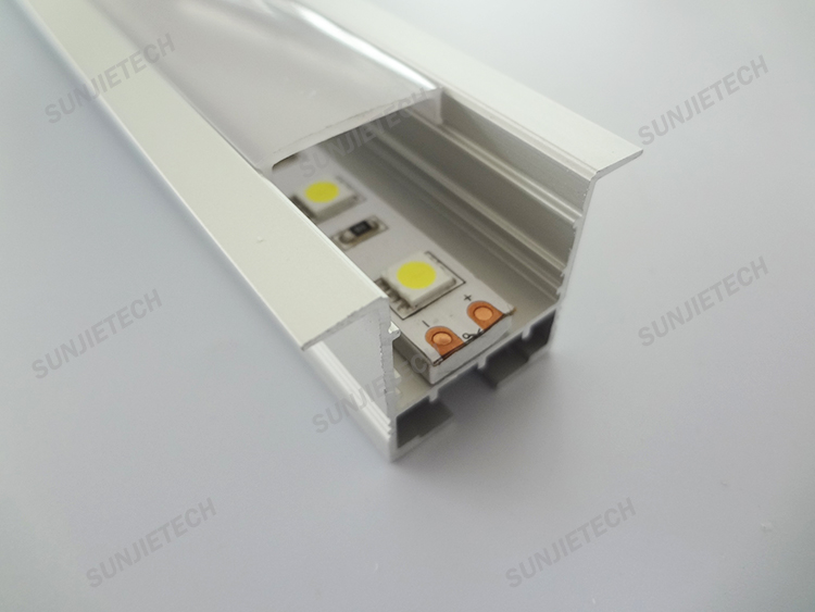 Reasonable price for Aluminum Led Profiles -
China Manufacturer for White Color And Aluminum Base Material Surface Mounted Led Light Fixtures – Sunjie Technology detail pictures